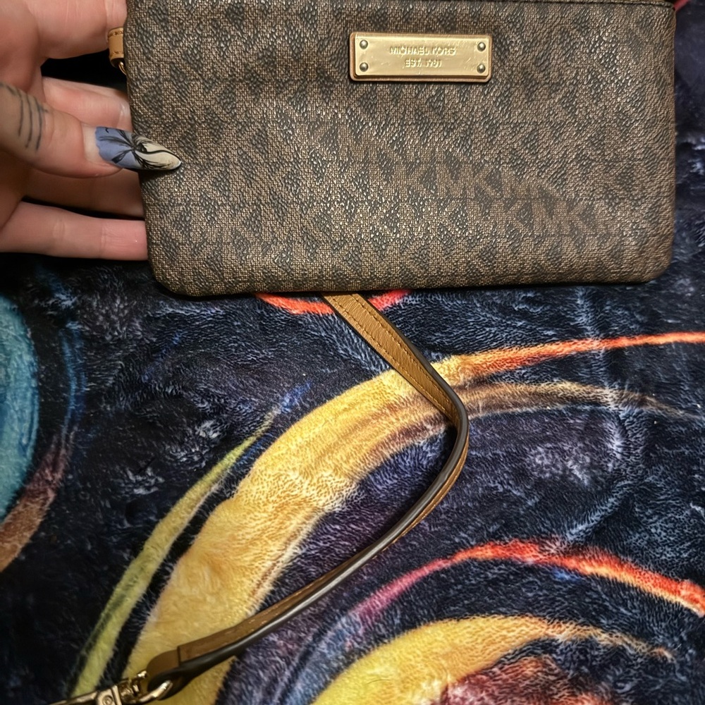 Michael Kors Dark Brown Patterned Wristlet - image 4